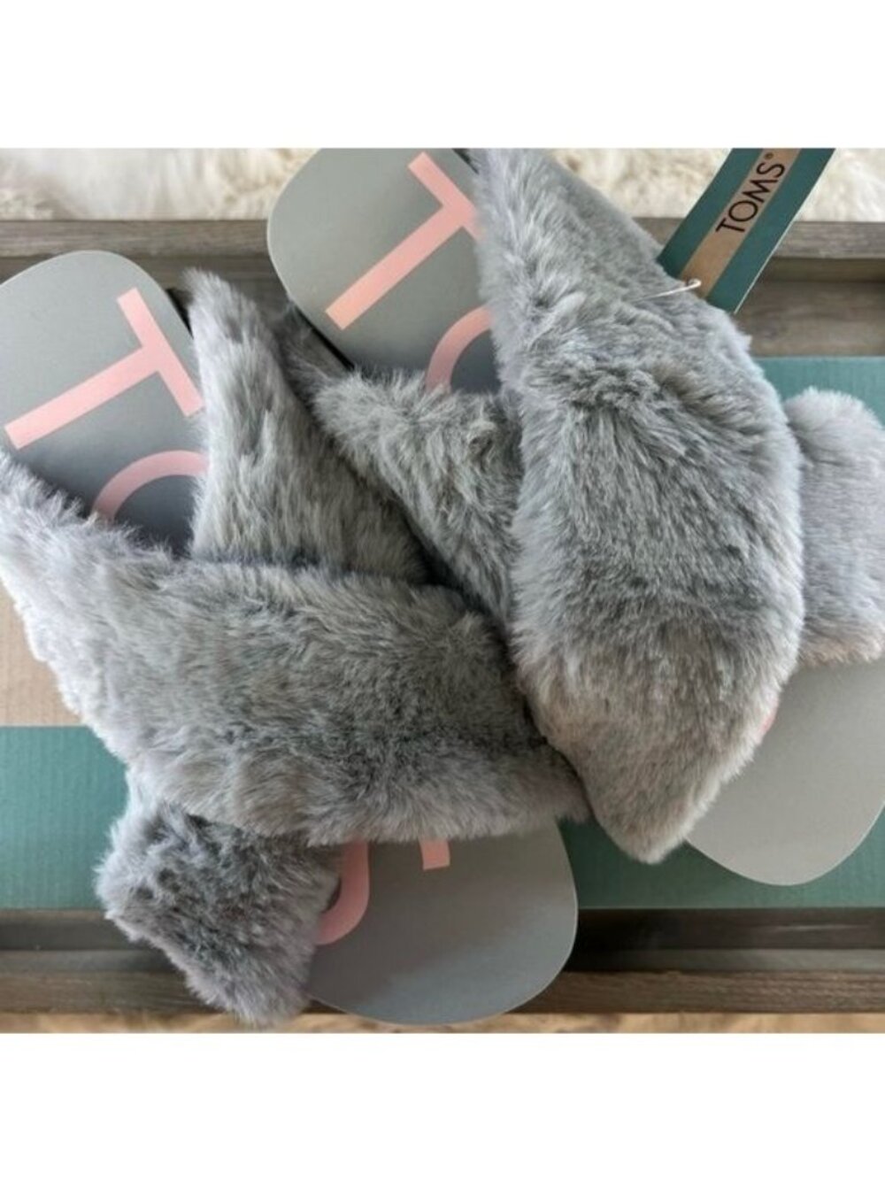 NIB TOMS Women's Susie Eva Slides Gray Faux Fur Fuzzy Cozy Slippers